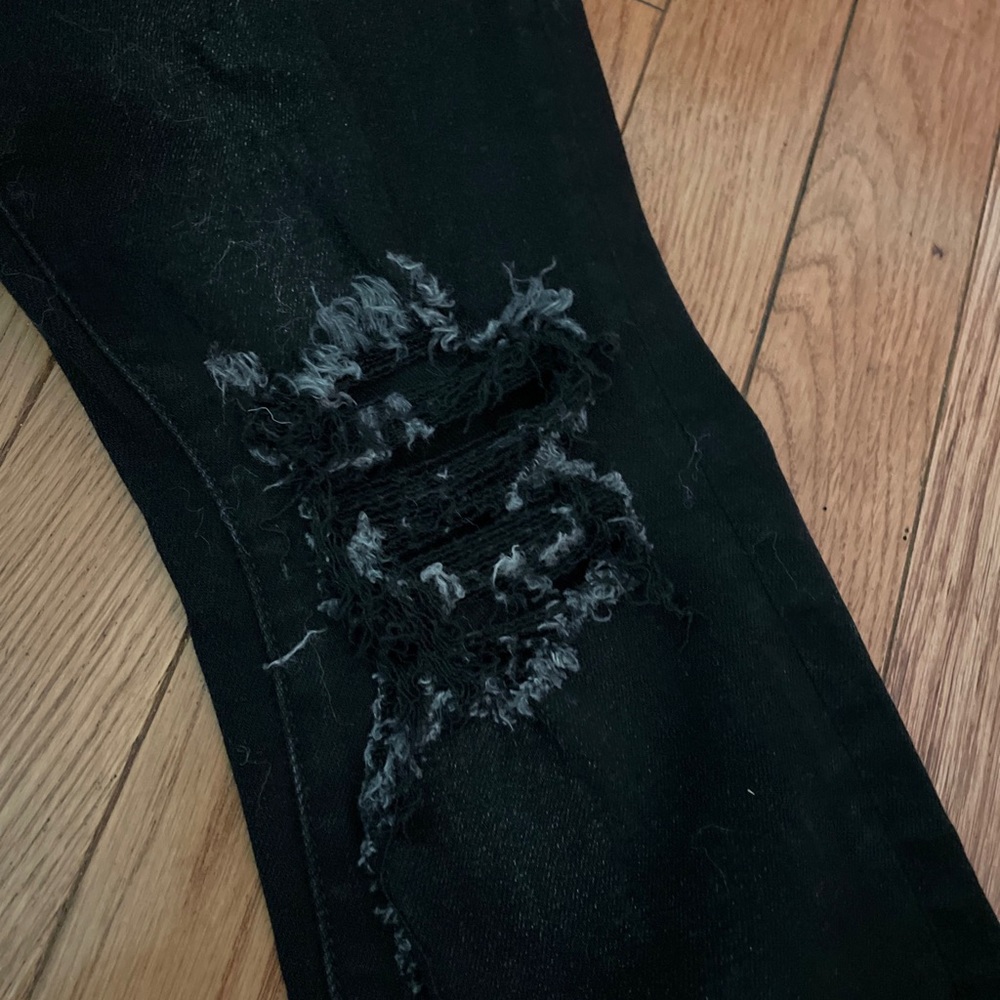 Good American High Rise Skinny Jeans Size 25 in Black Ripped Fray Hem - Picture 5 of 9